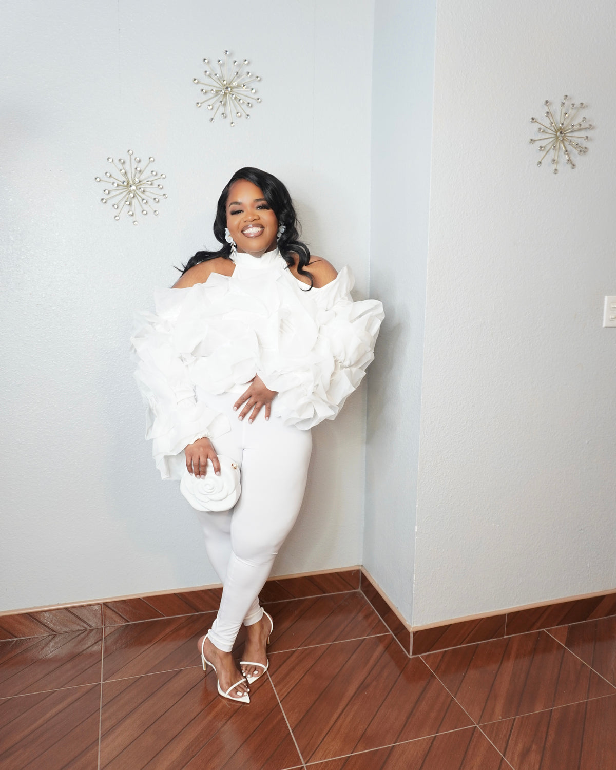 Plus size white 3D floral statement top