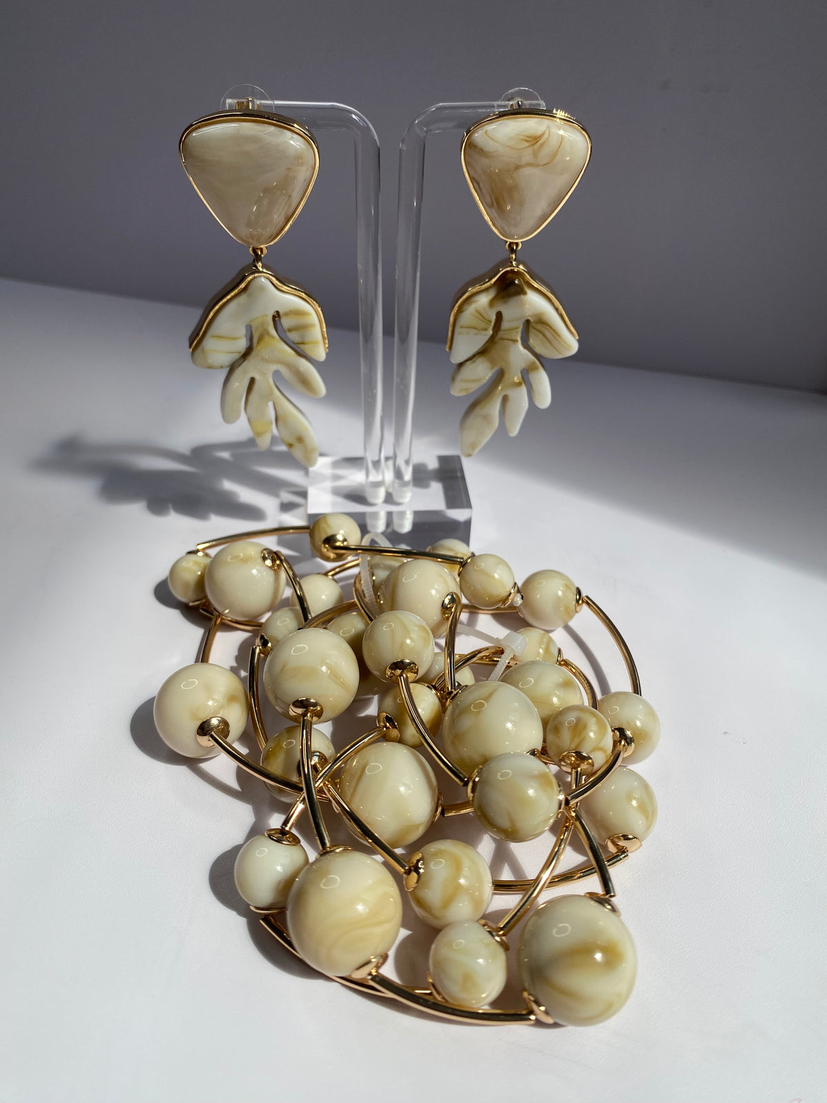 Cream & Tan Accessory Set